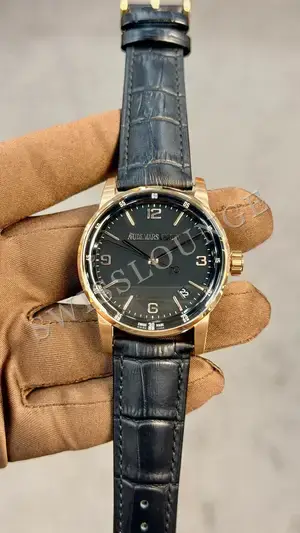 Audemars Piguet Code 11.59 "Pembe Altın Kasa Siyah Kadran", 1. görsel
