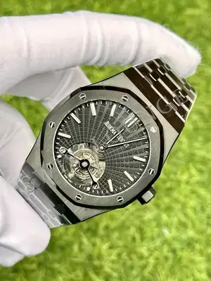 Audemars Piguet Royal Oak 15400 — 3. görsel