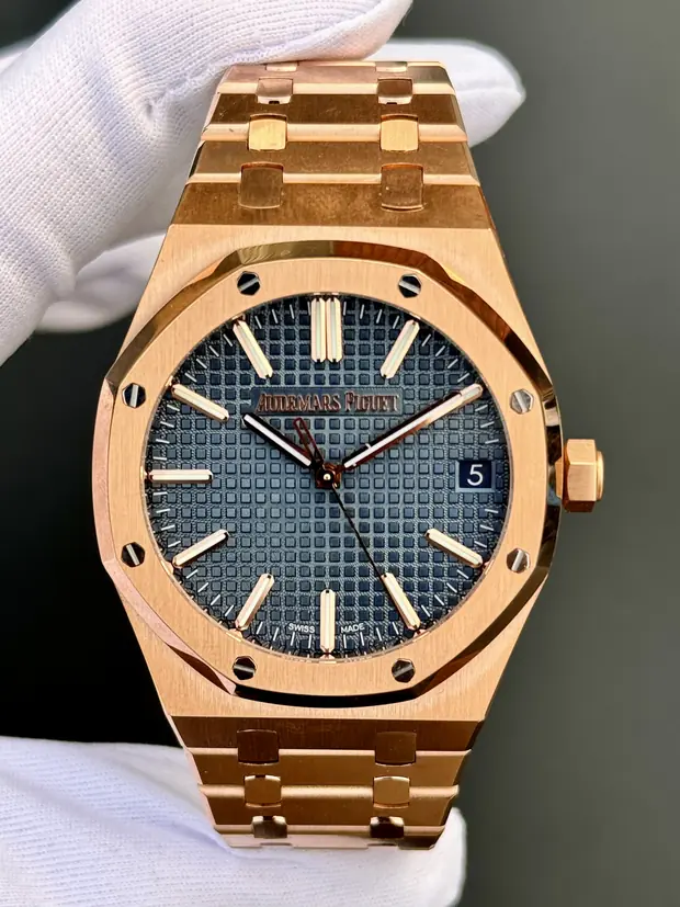 Audemars Piguet Royal Oak "Altın" No. 02