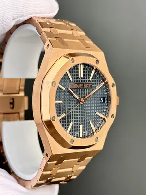 Audemars Piguet Royal Oak "Altın" No. 02 — 5. görsel