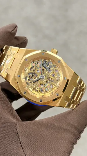 Audemars Piguet Royal Oak "Altın" No. 04 — 2. görsel