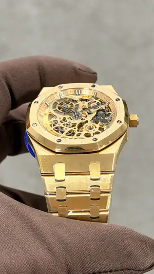 Audemars Piguet Royal Oak "Altın" No. 04 — 4. görsel