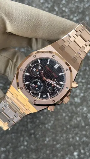 Audemars Piguet Royal Oak "Chrono Rose Gold Blue" 26240 — 3. görsel