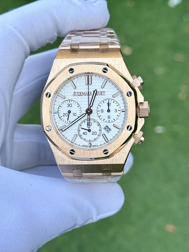 Audemars Piguet Royal Oak "Chronograph" 26240OR