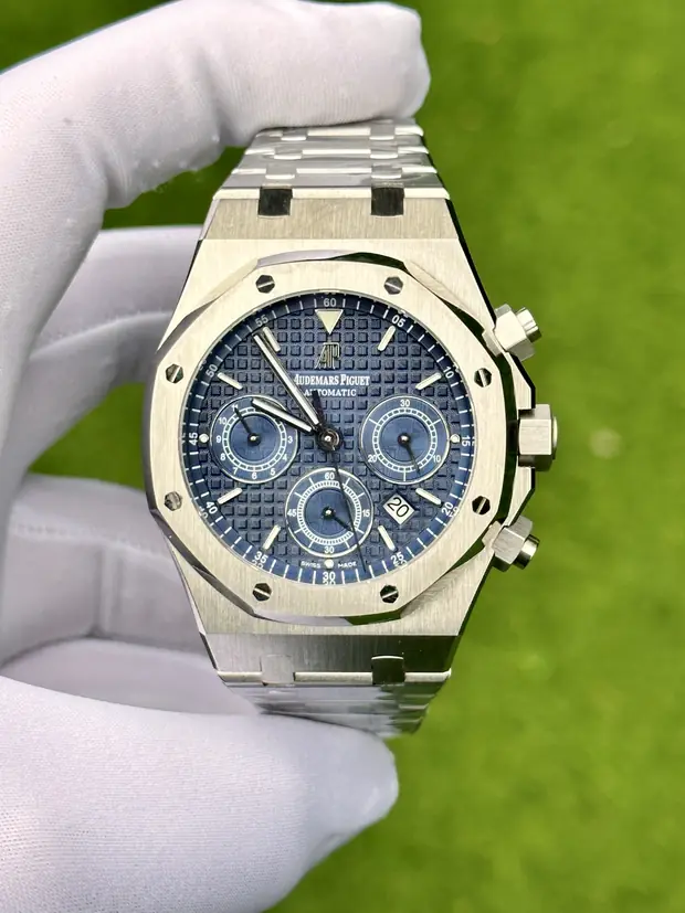 Audemars Piguet Royal Oak "Chronograph" 26320ST No. 02