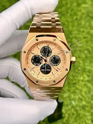 Audemars Piguet Royal Oak "Chronograph" 26331OR, 1. görsel