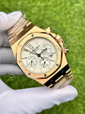 Audemars Piguet Royal Oak "Chronograph Altın", 2. görsel