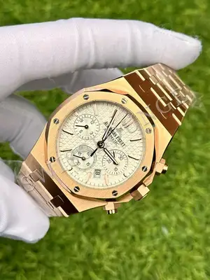 Audemars Piguet Royal Oak "Chronograph Altın", 3. görsel
