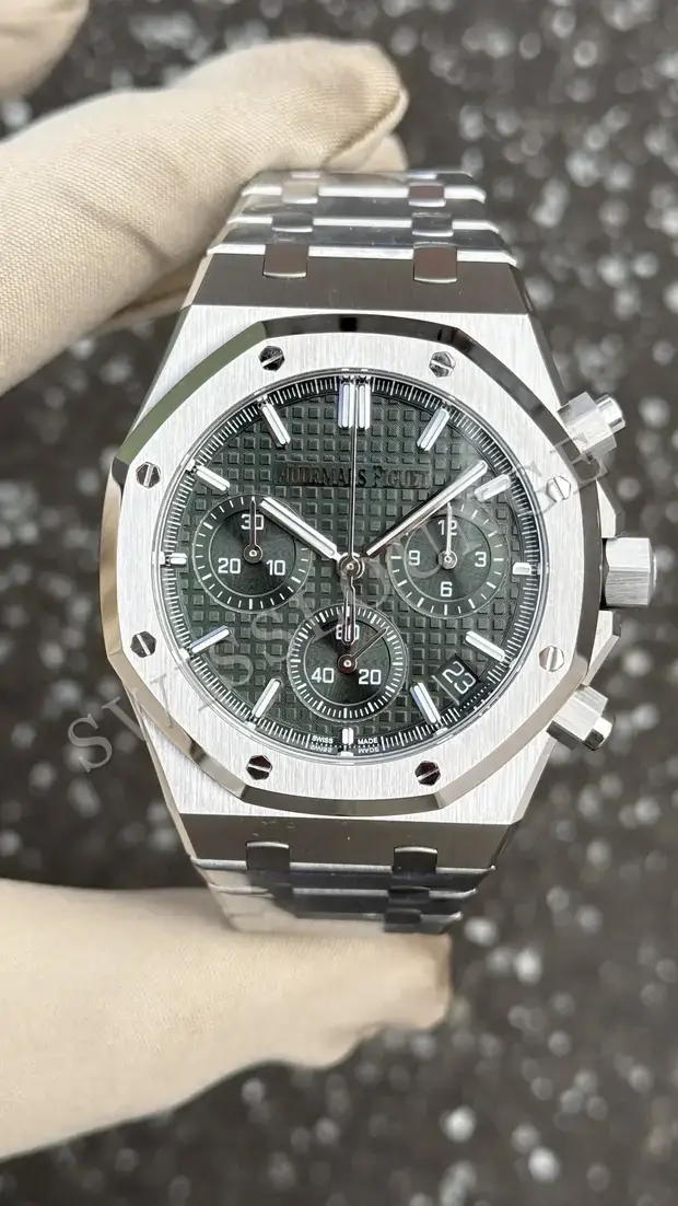 Audemars Piguet Royal Oak "Chronograph Çelik Kasa Haki Yeşil Kadran" 26240ST
