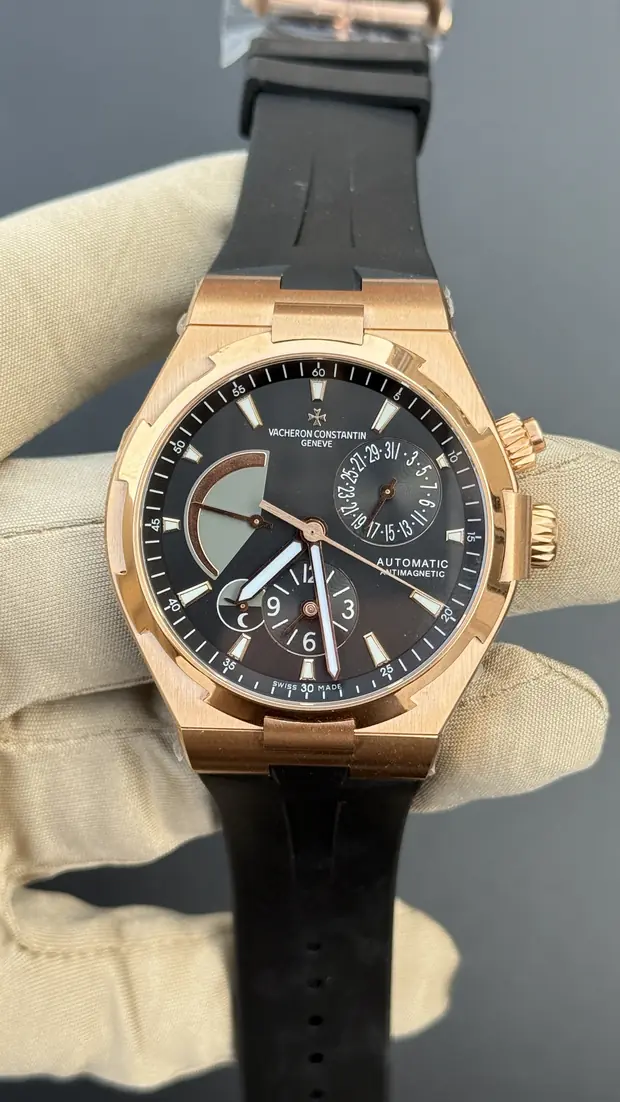 Audemars Piguet Royal Oak "Chronograph City Of Sails Rose Gold"