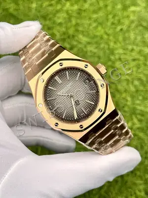 Audemars Piguet Royal Oak 39 mm "Jumbo Thin" 26240BA, 2. görsel