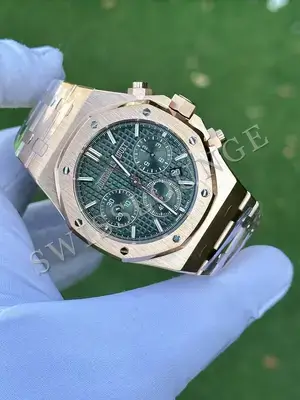 Audemars Piguet Royal Oak "Chronograph Green Dial Anniversary" — 2. görsel