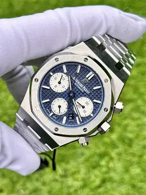Audemars Piguet Royal Oak "Chronograph Mavi Kadran Panda" 26331ST No. 02 — 3. görsel