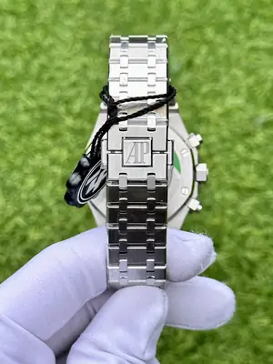 Audemars Piguet Royal Oak "Chronograph Mavi Kadran Panda" 26331ST No. 03 — 7. görsel