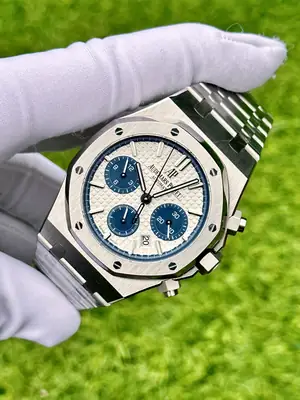 Audemars Piguet Royal Oak "Chronograph Mavi Kadran Panda" 26331ST — 3. görsel