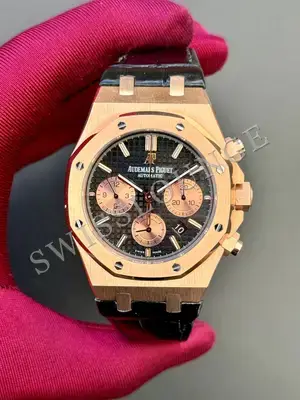 Audemars Piguet Royal Oak "Chronograph Rose Kasa Siyah Kadran Panda" 26330ST No. 02 — 1. görsel