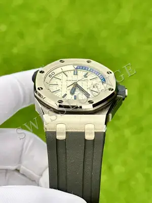 Audemars Piguet Royal Oak "Diver Çelik Kasa Beyaz Kadran" — 4. görsel