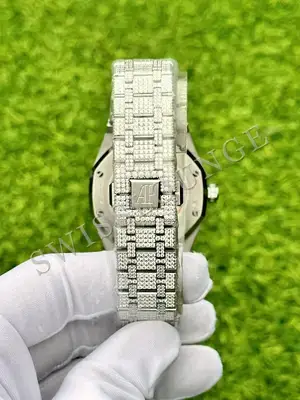 Audemars Piguet Royal Oak "Fircali Çelik Kasa Gri Kadran" — 8. görsel