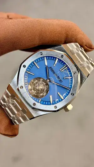 Audemars Piguet Royal Oak "Flying Tourbillon Açık Mavi Kadran" — 3. görsel