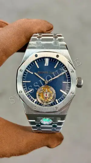 Audemars Piguet Royal Oak "Flying Tourbillon Lacivert Düz Kadran" — 1. görsel