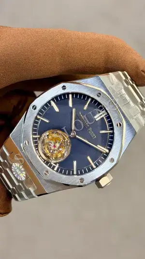 Audemars Piguet Royal Oak "Flying Tourbillon Lacivert Düz Kadran" — 3. görsel