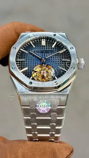 Audemars Piguet Royal Oak "Flying Tourbillon Lacivert Tapisserie Kadran" — 4. görsel