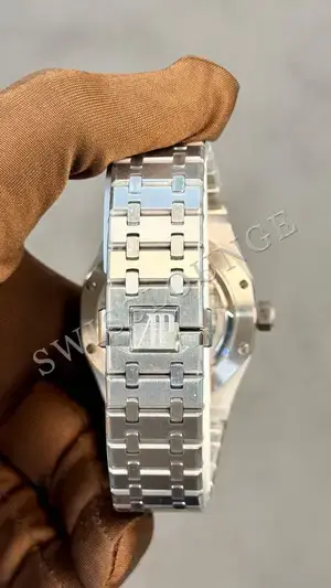 Audemars Piguet Royal Oak "Flying Tourbillon Lacivert Tapisserie Kadran" — 7. görsel