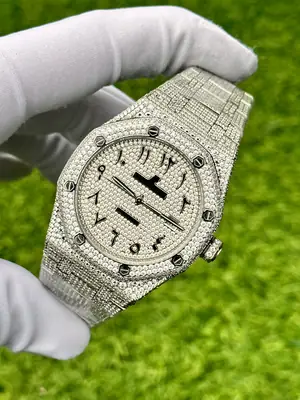 Audemars Piguet Royal Oak "Iced Out" — 4. görsel