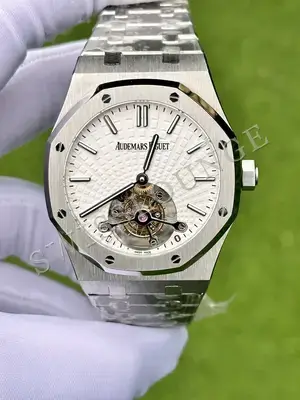 Audemars Piguet Royal Oak "Ince Flying Tourbillon Çelik Kasa Mavi Kadran" No. 02, 1. görsel