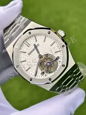 Audemars Piguet Royal Oak "Ince Flying Tourbillon Çelik Kasa Mavi Kadran" No. 02, 2. görsel