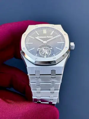 Audemars Piguet Royal Oak "Ince Flying Tourbillon Çelik Kasa Mavi Kadran" No. 15 — 4. görsel