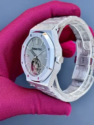 Audemars Piguet Royal Oak "Ince Flying Tourbillon Çelik Kasa Mavi Kadran" No. 15 — 6. görsel