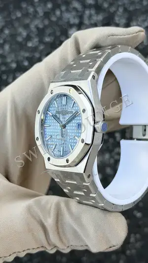 Audemars Piguet Royal Oak "Ince Flying Tourbillon Çelik Kasa Mavi Kadran" No. 20 — 6. görsel