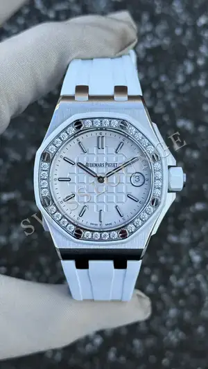Audemars Piguet Royal Oak "Lady" — 1. görsel