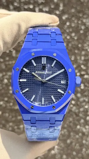 Audemars Piguet Royal Oak "Mavi Kadran Rose" — 1. görsel