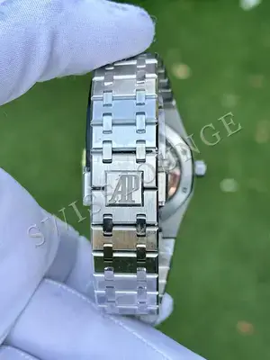 Audemars Piguet Royal Oak No. 04 — 7. görsel