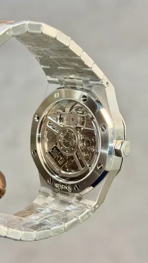 Audemars Piguet Royal Oak No. 17 — 7. görsel