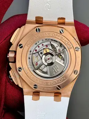 Audemars Piguet Royal Oak Offshore "2017 Summer Edition Pembe Altın Kasa Beyaz Kadran" — 7. görsel