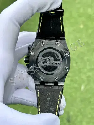 Audemars Piguet Royal Oak Offshore "Bumble Bee" — 7. görsel