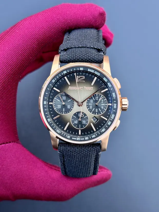 Audemars Piguet Royal Oak Offshore "Chronograph Çelik Kasa Siyah Bezel Mavi Kadran" No. 05