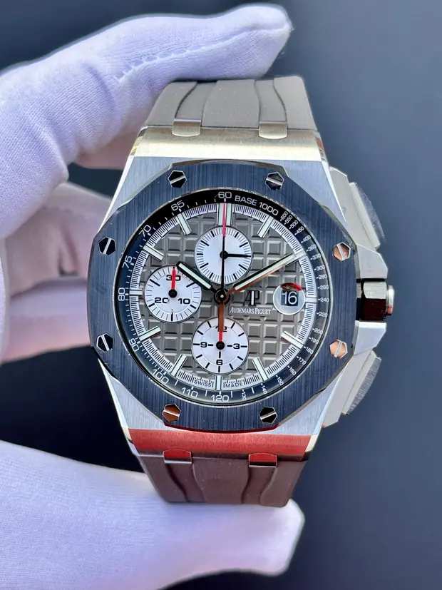 Audemars Piguet Royal Oak Offshore "Chronograph Çelik Kasa Siyah Bezel Mavi Kadran" No. 08