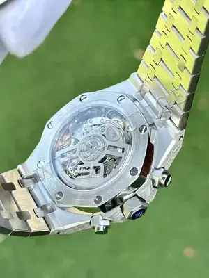 Audemars Piguet Royal Oak Offshore "Chronograph Çelik Kasa Siyah Bezel Mavi Kadran" — 8. görsel