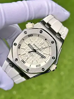 Audemars Piguet Royal Oak Offshore "Diver Beyaz" — 10. görsel