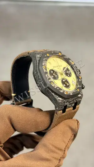 Audemars Piguet Royal Oak Offshore "Karbon Kasa Sarı Kadran" — 5. görsel