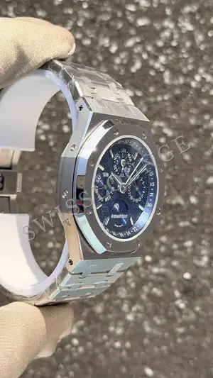 Audemars Piguet Royal Oak Offshore "Mavi" — 5. görsel
