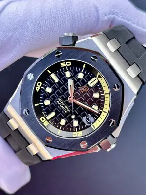 Audemars Piguet Royal Oak Offshore "Novelty Karbon Kasa Siyah Kadran" No. 02 — 3. görsel