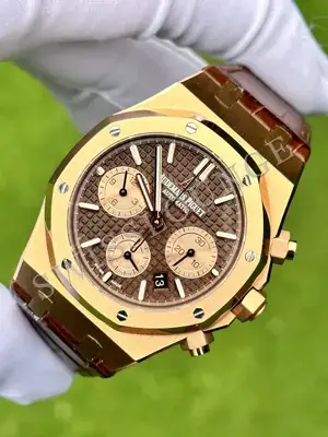 Audemars Piguet Royal Oak Offshore "Novelty Pembe Tema Deri Kordon 2014" — 11. görsel