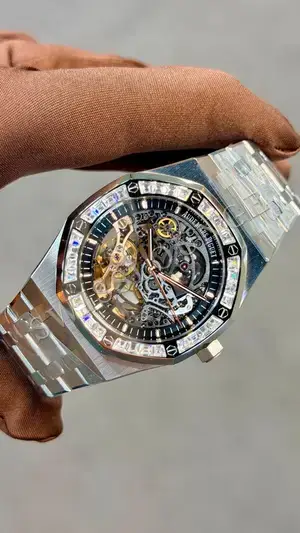 Audemars Piguet Royal Oak "Openworked Tourbillon Baget Taşlı Bezel" — 4. görsel