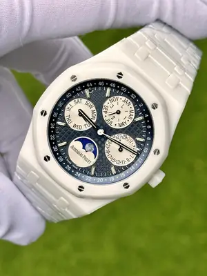 Audemars Piguet Royal Oak "Perpetual Calendar White Ceramic" — 3. görsel