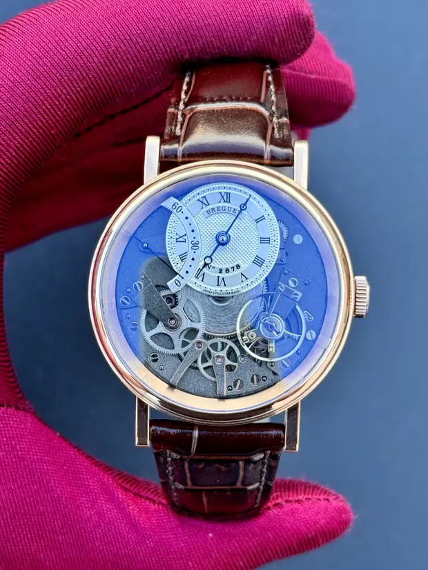 Breguet Classique "Moonphase Sarı Altın Kasa Beyaz Kadran"